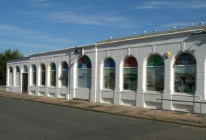 Bexhill Museum frontage 2010.jpg